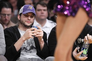 Ashton-Kutcher-Texting-Eric-Gerster